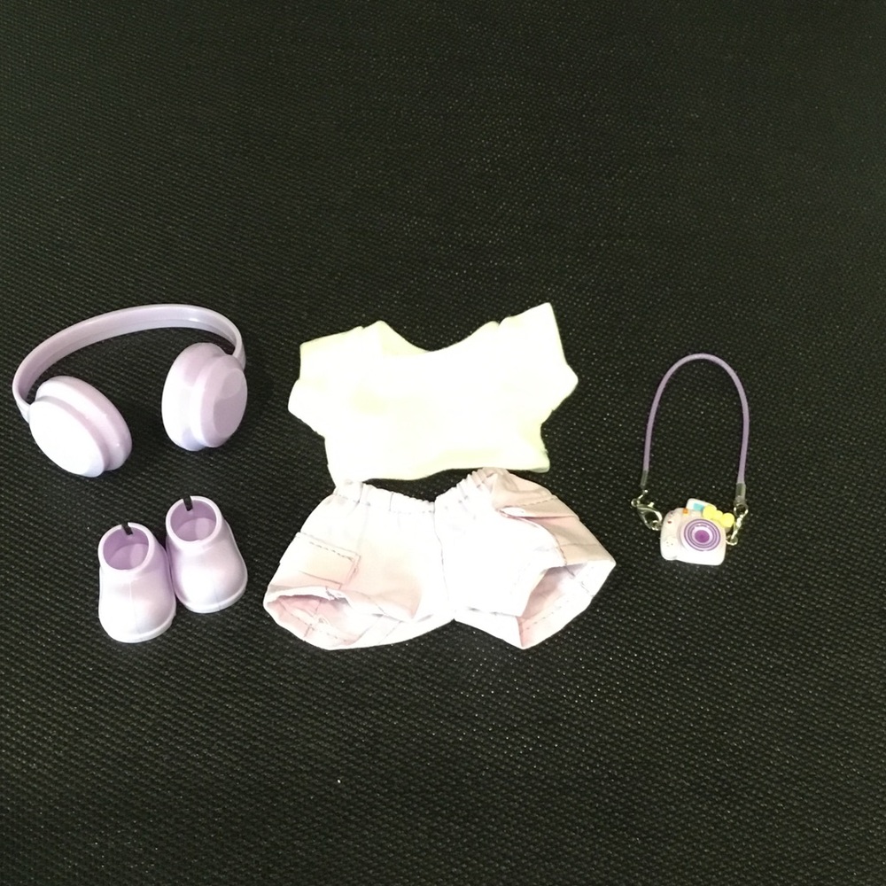 Original Labubu Lavender Accessory Set - Headphones, Shoes, Top, Shorts & Camera